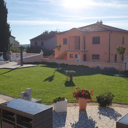 Villa Natalija Медулин Екстериор снимка
