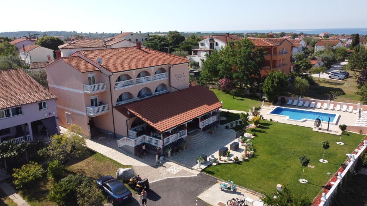 Villa Natalija Медулин Екстериор снимка